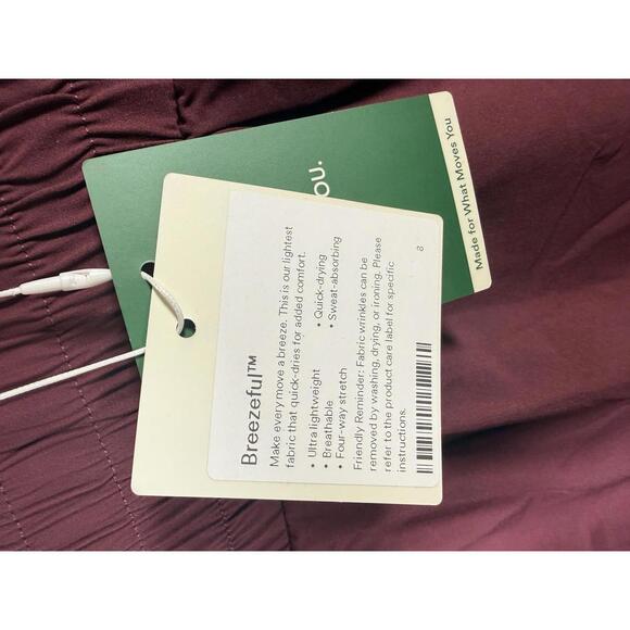 NWT Halara Breezeful High Waisted Pockets 2-in-1 Curved Hem Running Shorts Small - Picture 9 of 11